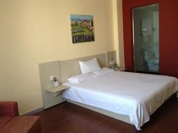 Hanting Hotel Harbin Qiulin Branch Bagian luar foto